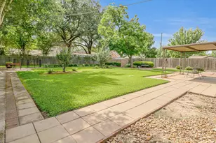 805 Bluebonnet Ln, Katy, TX 77493 - Photo 15