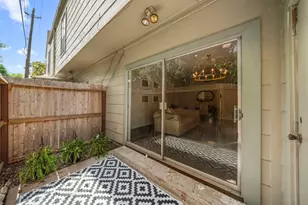 14703 Barryknoll Ln, Houston, TX 77079 - Photo 17