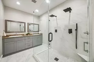 2219 McKee St, Houston, TX 77009 - Photo 17