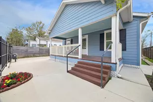 2219 McKee St, Houston, TX 77009 - Photo 1