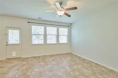 327 Bloomhill Place, Magnolia, TX 77354 - Photo 7