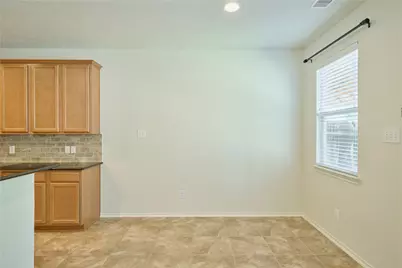 327 Bloomhill Place, Magnolia, TX 77354 - Photo 13