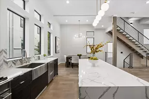 607 Memorial Heights Dr, Houston, TX 77007 - Photo 19