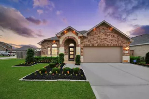 101 Bayou Bend Court, Angleton, TX 77515 - Photo 1