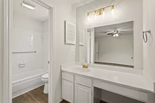 1426 Ashwood Dr, Sugar Land, TX 77498 - Photo 15