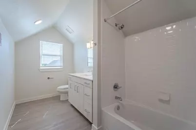 21931 Bobby Meadow, Richmond, TX 77407 - Photo 9