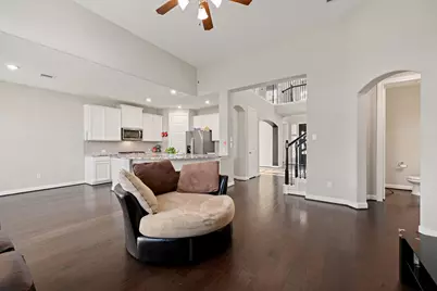 2305 Camellia Gables Lane, Pearland, TX 77089 - Photo 11