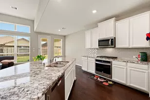 2305 Camellia Gables Ln, Pearland, TX 77089 - Photo 15