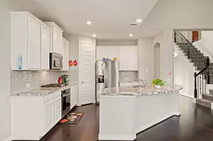 2305 Camellia Gables Ln, Pearland, TX 77089 - Photo 13