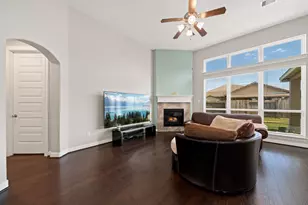 2305 Camellia Gables Ln, Pearland, TX 77089 - Photo 9