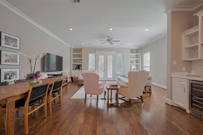 2604 Bevis Street #E, Houston, TX 77008 - Photo 23