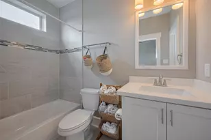 2604 Bevis St, Houston, TX 77008 - Photo 33