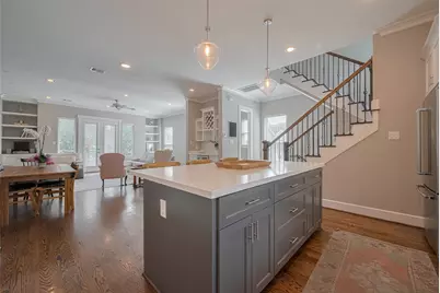 2604 Bevis Street #E, Houston, TX 77008 - Photo 21
