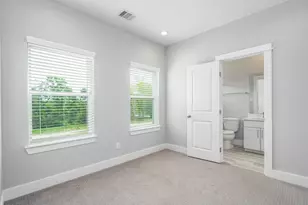 756 W Donovan St, Houston, TX 77091 - Photo 27