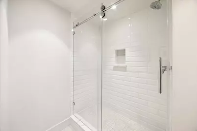 5001 Woodway Drive #1106, Houston, TX 77056 - Photo 13