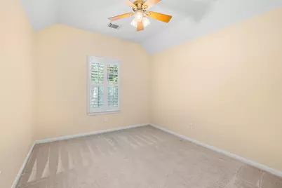 78 E Hobbit Glen Drive, Conroe, TX 77384 - Photo 19