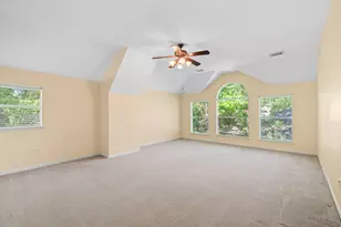 78 E Hobbit Glen Dr, Conroe, TX 77384 - Photo 17