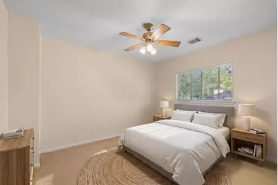 78 E Hobbit Glen Drive, Conroe, TX 77384 - Photo 13