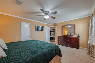 10106 Hollyvine Lane, Houston, TX 77089 - Photo 21