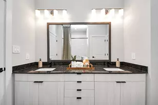 7711 Longmire Rd, Conroe, TX 77304 - Photo 29