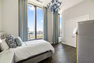 1409 Post Oak Boulevard #2702, Houston, TX 77056 - Photo 27