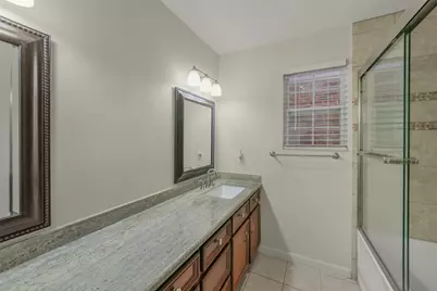 5707 Innsbruck Street, Bellaire, TX 77401 - Photo 25