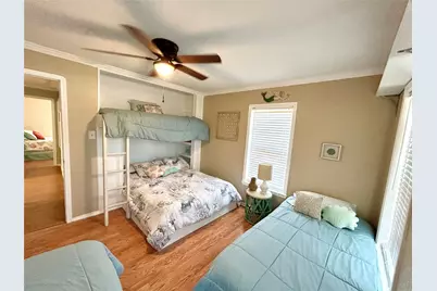 151 Neptune, Sargent, TX 77414 - Photo 5