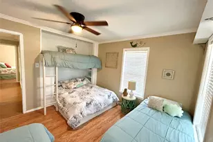 151 Neptune, Sargent, TX 77414 - Photo 5