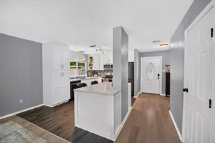 1610 N Red Cedar Cir, The Woodlands, TX 77380 - Photo 9