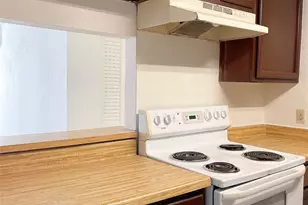 9495 Pagewood Ln, Houston, TX 77063 - Photo 13