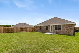 2111 Emerald Lk Trl, Dayton, TX 77535 - Photo 25