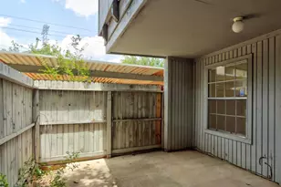9700 Leawood, Houston, TX 77099 - Photo 27