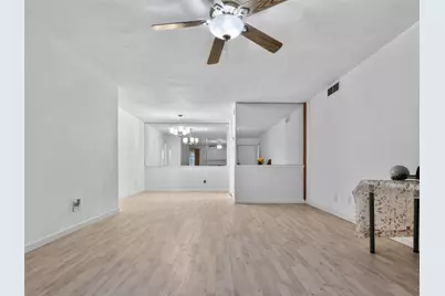 9700 Leawood #1315, Houston, TX 77099 - Photo 7