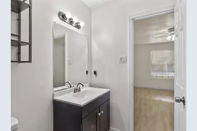 9700 Leawood #1315, Houston, TX 77099 - Photo 19