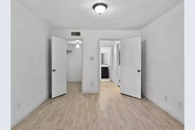 9700 Leawood #1315, Houston, TX 77099 - Photo 21