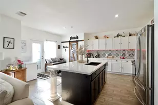 9503 Lerin Ln, Sugar Land, TX 77498 - Photo 17