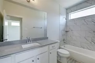 5206 Burress Springs Ln, Houston, TX 77022 - Photo 11