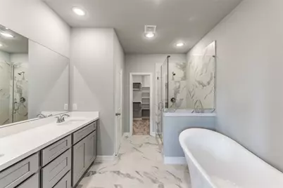 605 W 24th Street, Houston, TX 77008 - Photo 17