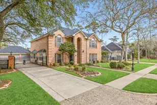 1201 Arbre Ln, Friendswood, TX 77546 - Photo 49