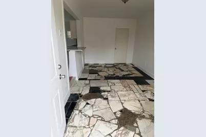 9314 Ashville Drive, Houston, TX 77051 - Photo 15