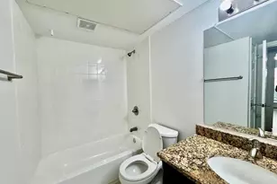 1880 White Oak Dr, Houston, TX 77009 - Photo 13