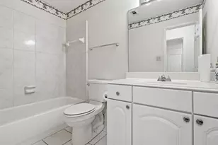 10707 Crestfield Ct, Houston, TX 77070 - Photo 19