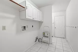 10707 Crestfield Ct, Houston, TX 77070 - Photo 19