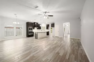 4218 Tasselwood Ln, Houston, TX 77014 - Photo 11