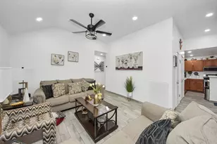 4246 Tiny Hur Dr, Pasadena, TX 77503 - Photo 3