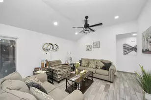 4246 Tiny Hur Dr, Pasadena, TX 77503 - Photo 5
