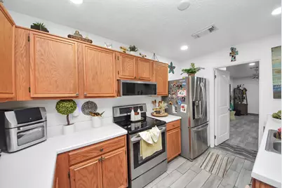 4246 Tiny Hur Drive, Pasadena, TX 77503 - Photo 13