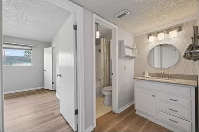 1516 Bay Area Boulevard #H10, Houston, TX 77058 - Photo 15