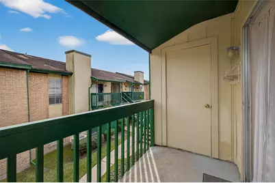 1516 Bay Area Boulevard #H10, Houston, TX 77058 - Photo 17