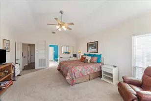 422 Windward Way, Tiki Island, TX 77554 - Photo 17